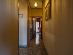 VIA S.DOMENICO - Appartamento 6 vani, cucina abitabile e doppi servizi - 23