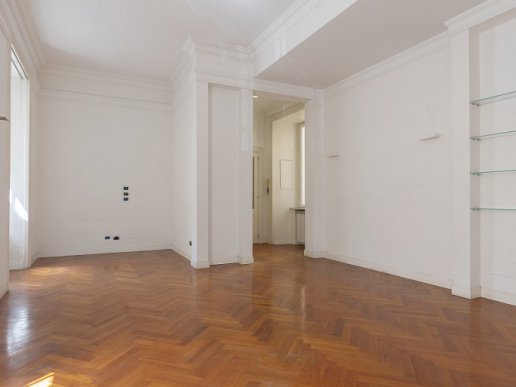 Elegant and bright apartment of 249 sqm with cellar - 6