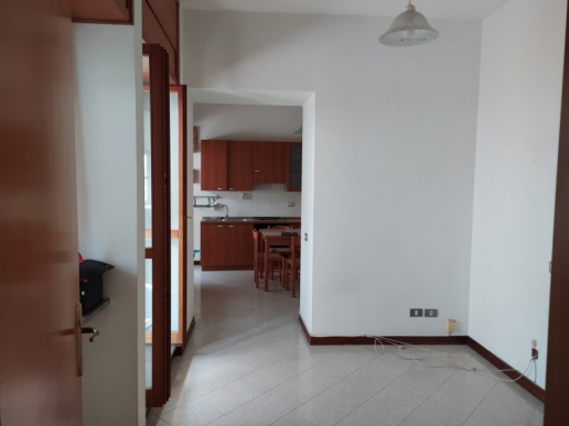 Large three-room apartment for sale in Via Paolo Barison - 18